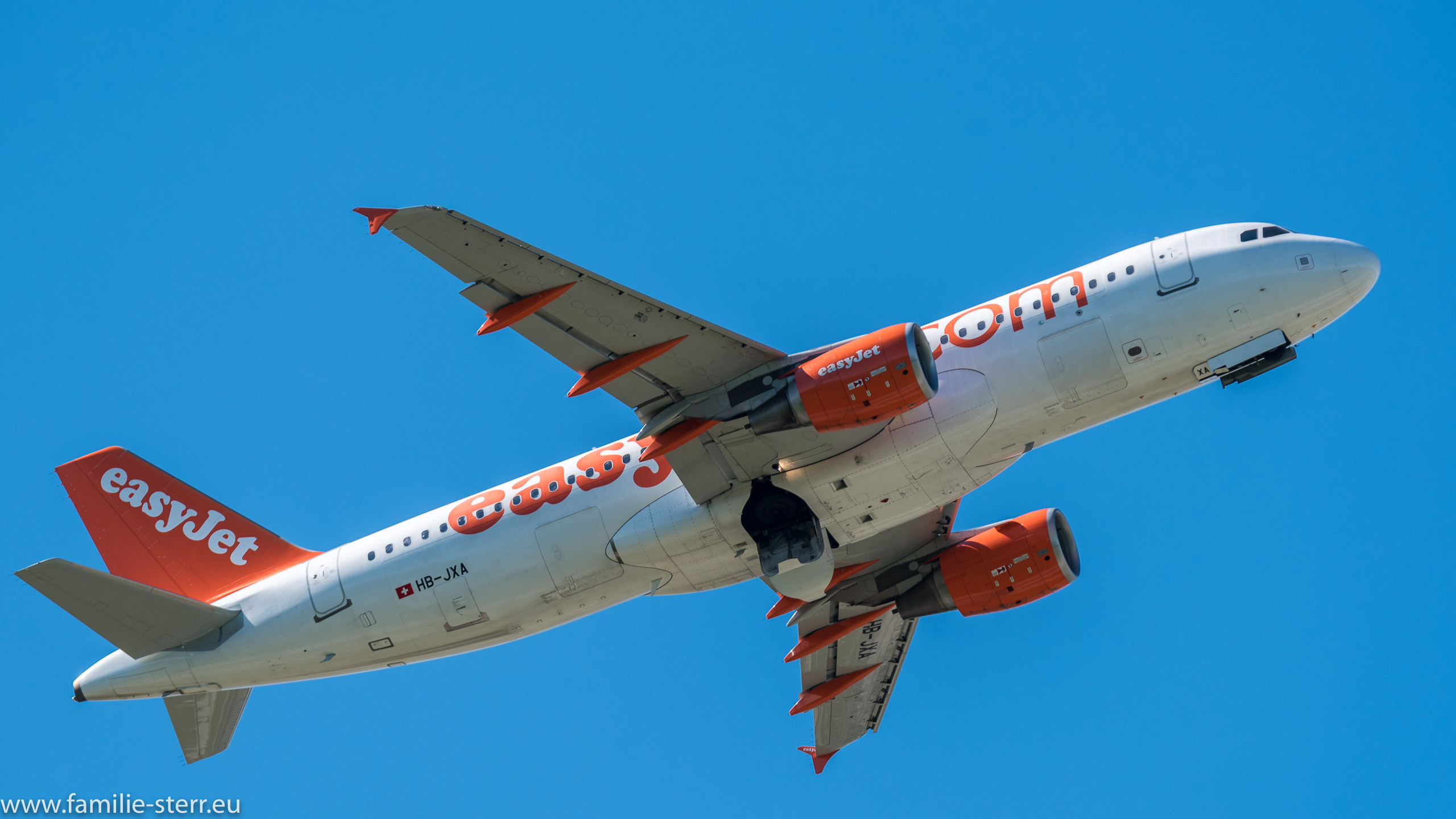 HB-JXA